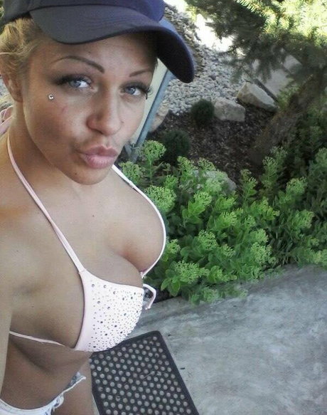 pekarvivi Profile pic