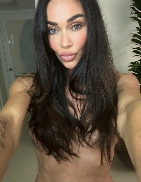 Jasmine Waltz nice star photos