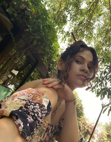 Vanessa Veracruz pretty star image