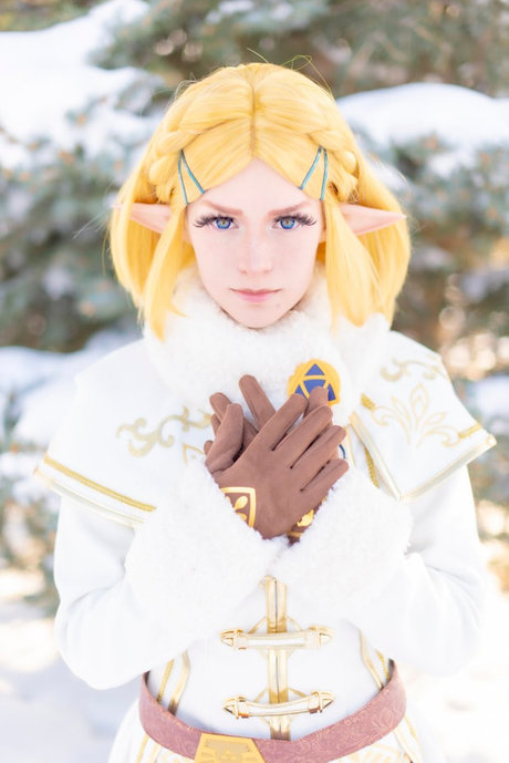 Bunnybii art model photo