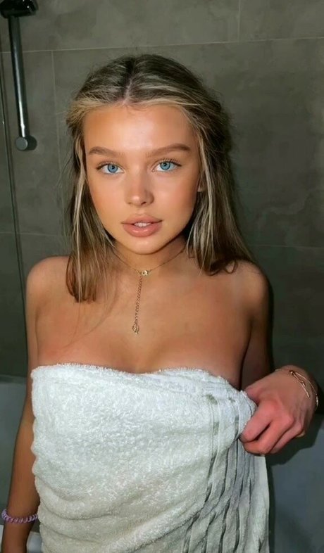 Zolotovaver nude star img