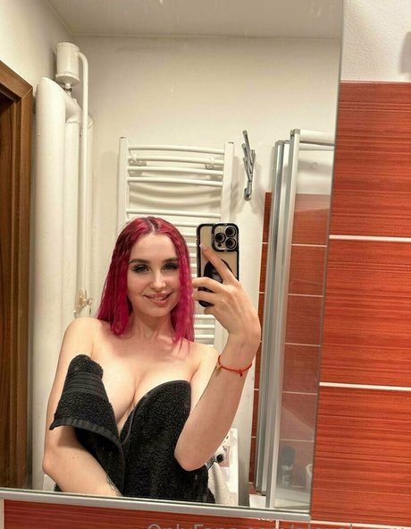 Alexa Lungu naked pornstar img