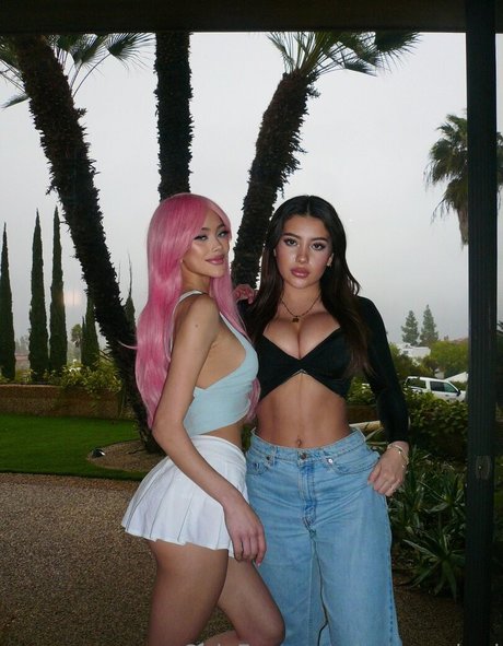 serenaakari naked pornstar galleries