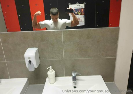 youngmusclegrowingboy star adult galleries