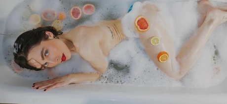 Emma Victoria Louise nice model galleries