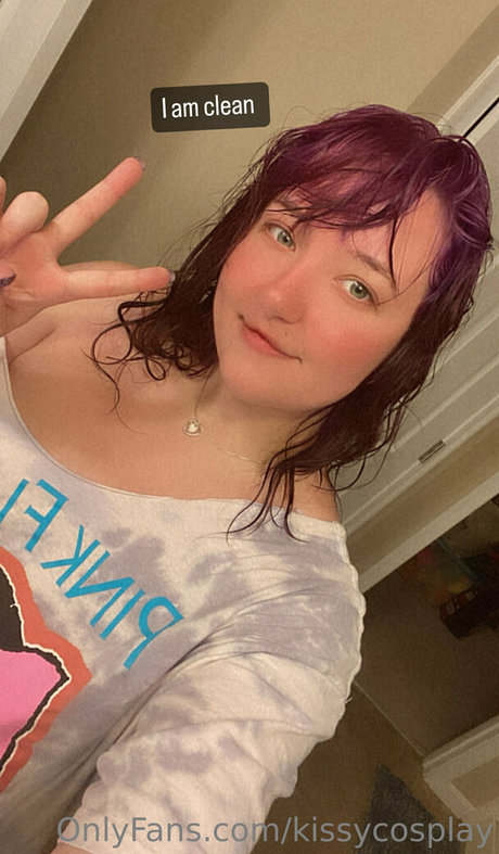kissycosplay pornstar top pic