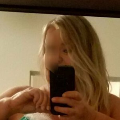 Summer Blonde16 sexy pornstar pics