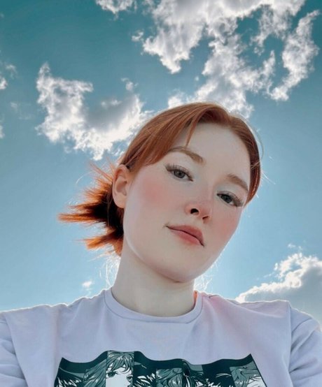 tetraQx sexy actress photos