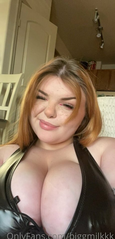 biggmilkkk pornstar high quality photos