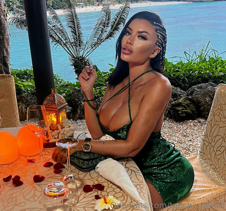 toochis world porn model gallery