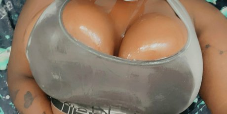 freebigtits6999 exclusive actress images