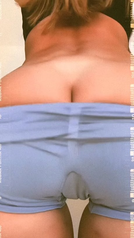 Bun Maska Chokri pretty star image