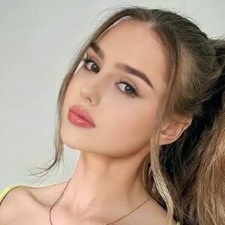 Bun Maska Chokri model hd galleries