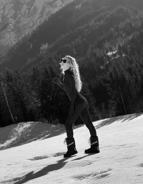 Melissa Naschenweng top star photos