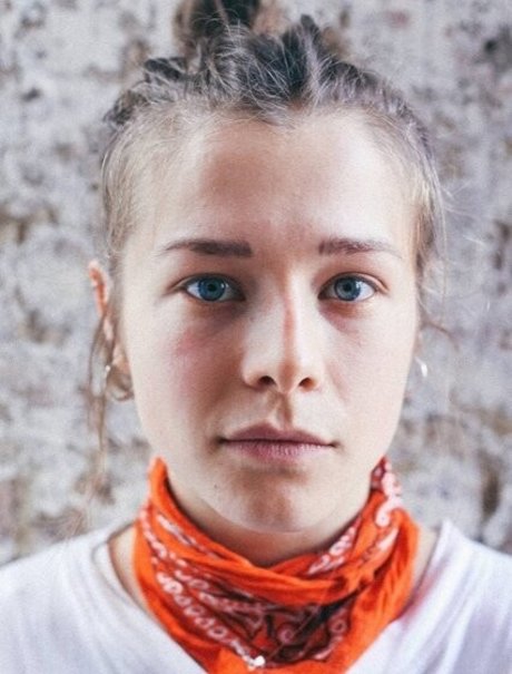 Emma D arcy erotic actress pic