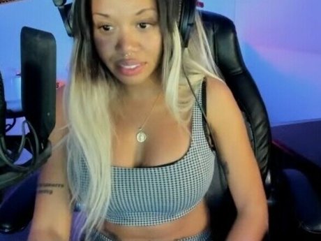 Ericka Bozeman nude star pictures