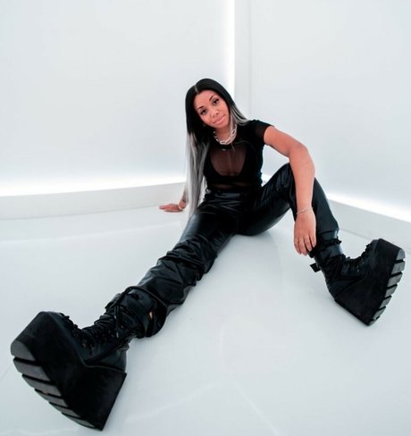 Ericka Bozeman star exclusive pics