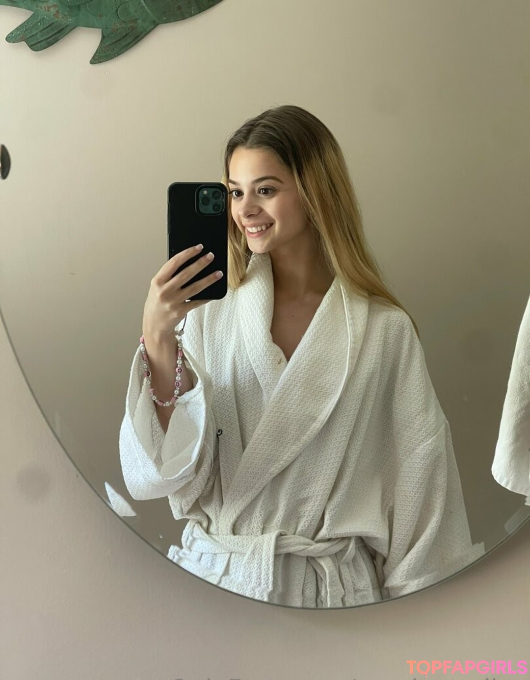 maybemollyy pornstar erotic pic