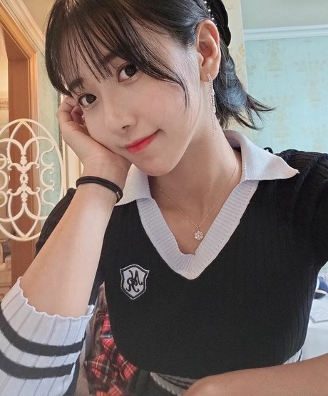 jinnytty sexy pornstar pics