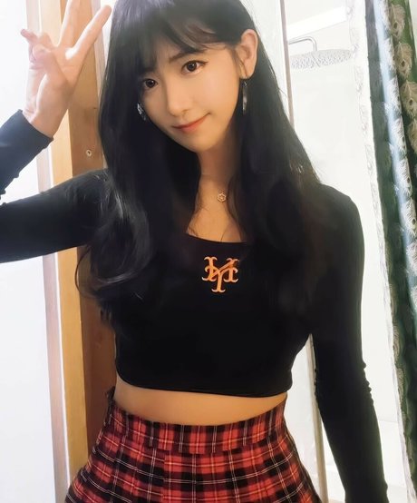 jinnytty xxx model pics