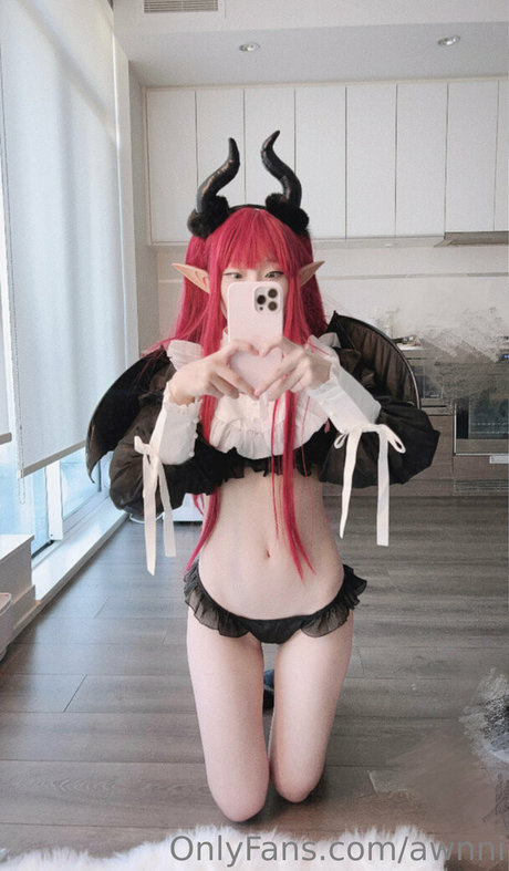 awnni model pornographic photo