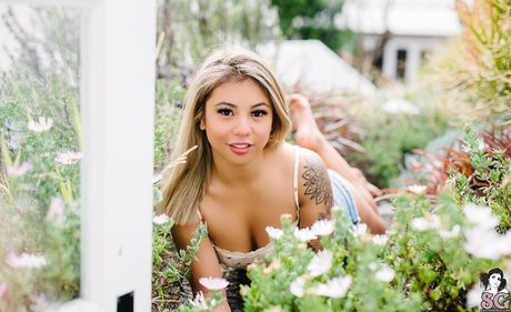 suicidegirls pornstar img