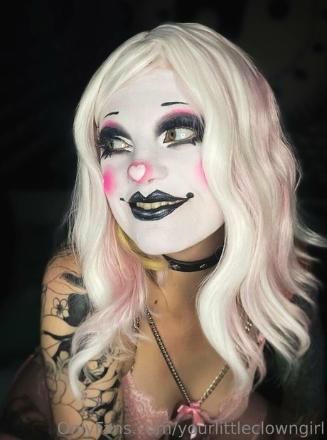 yourlittleclowngirl star nice pics