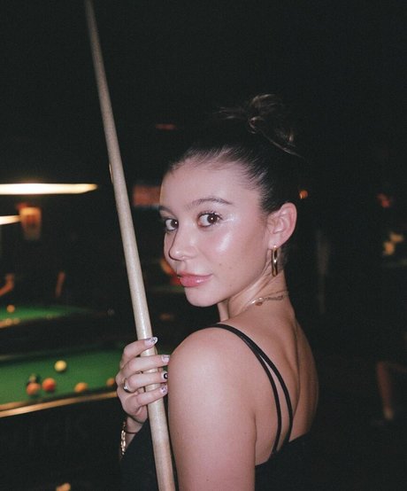 Genevieve Hannelius pornstar art pic