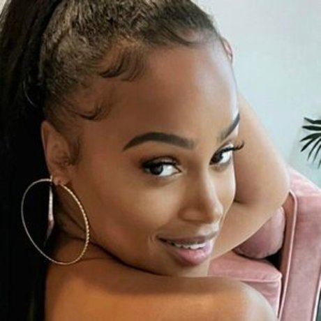 dayumyumsauce model hot pictures