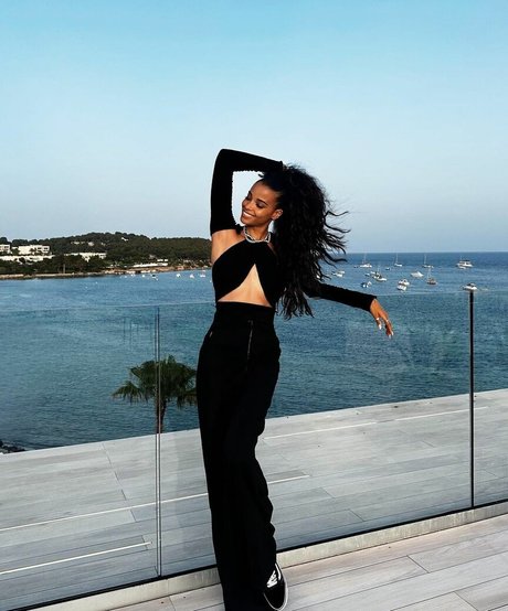 Ella Balinska pornstar hd img