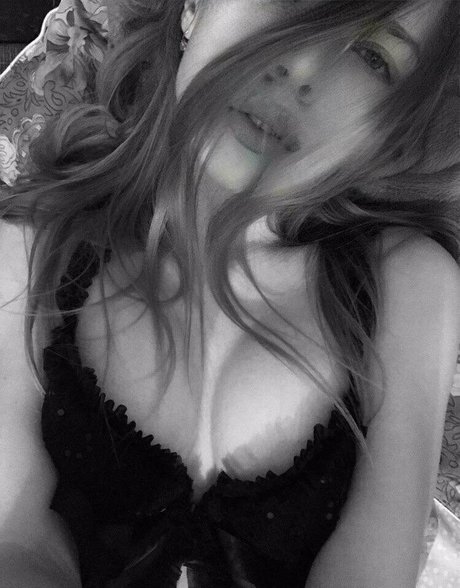 newdoll nice pornstar photo