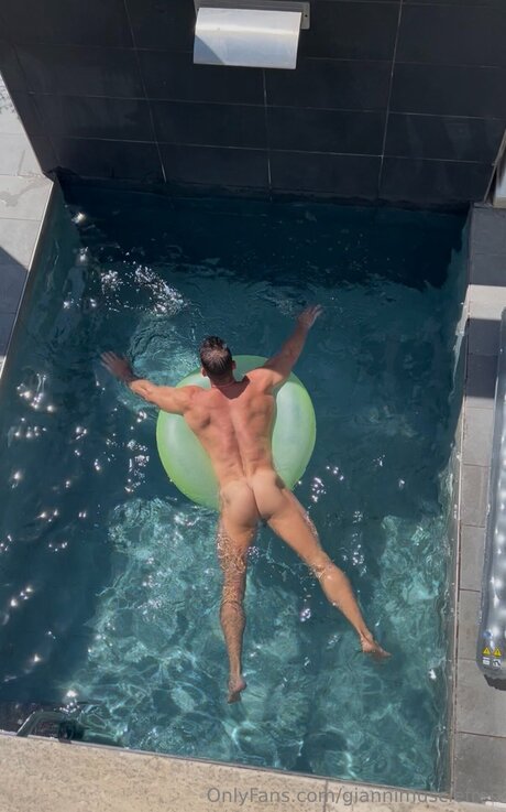 Giannimusclefree perfect actress pic