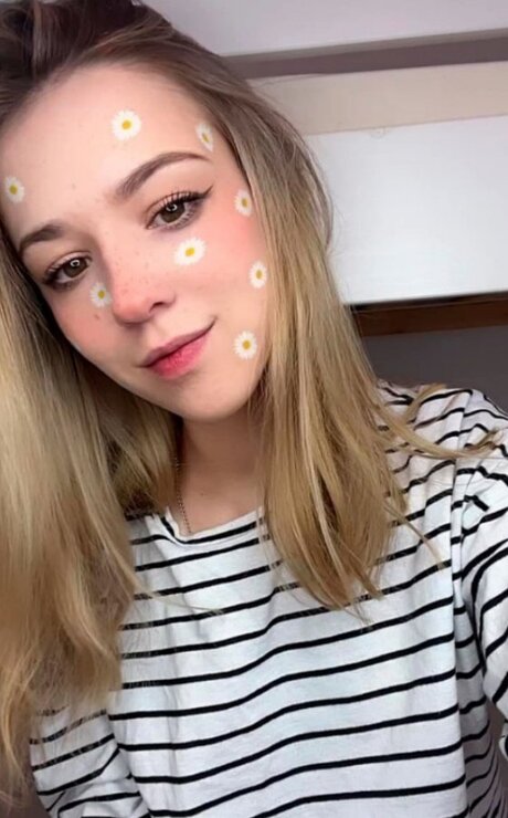 Emilylopez777 top actress image