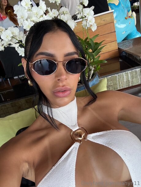 Dahynofici2 model perfect gallery