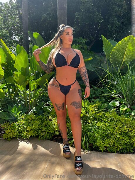 Crueldomme sex pornstar picture