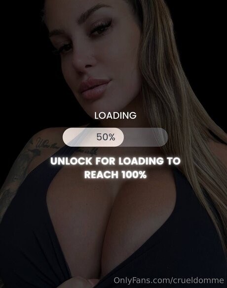 Crueldomme star sexy photos