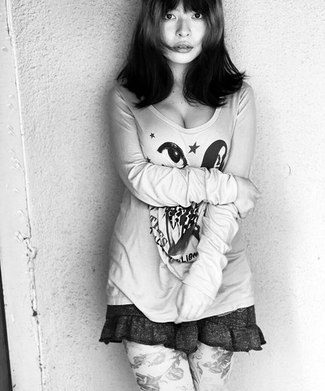 Ani Tenyu pornstar art photos