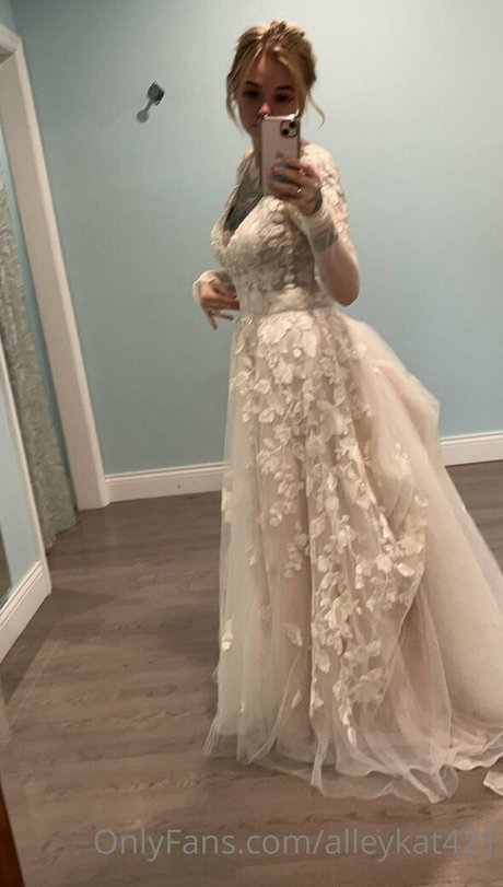 Alleykat model best pics