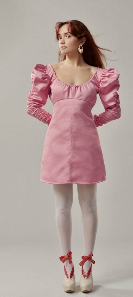 Olivia Cooke beautiful pornstar images