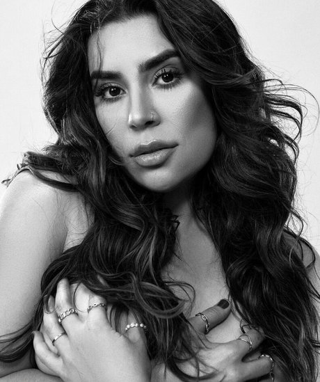 Naiara Azevedo model porn galleries