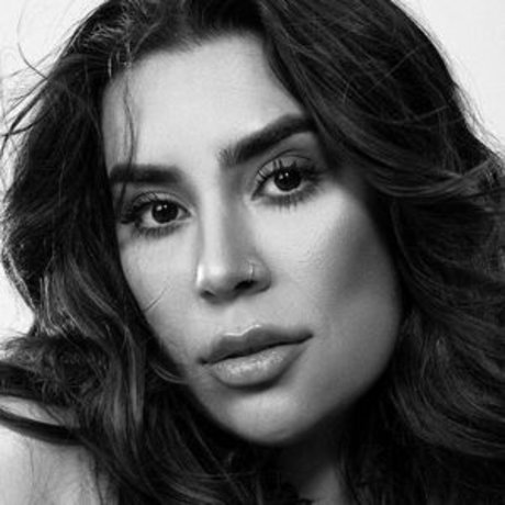 Naiara Azevedo star naked images