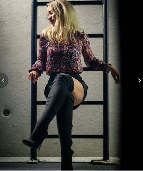 Laure Valee xxx star photos