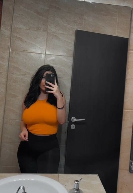 Andreea Buga hd star photo