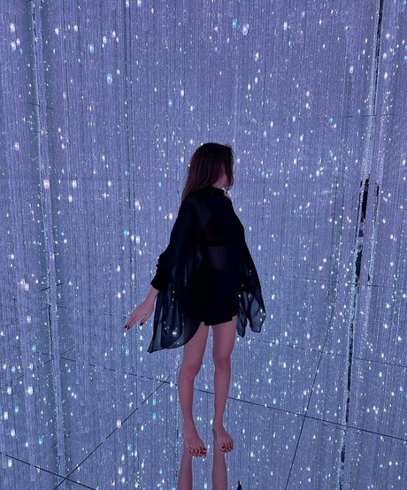 izemnb exclusive actress picture