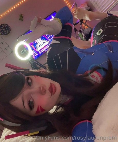 rosylaurenhours pretty actress img