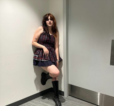 Gayle model porn galleries