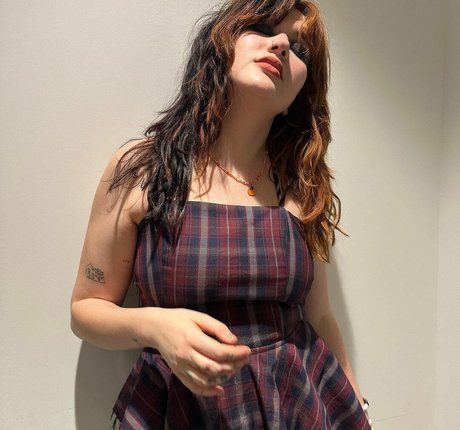 Gayle pornographic model pictures