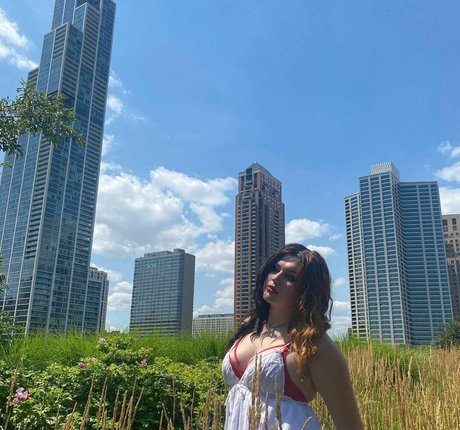 Gayle star erotic photo