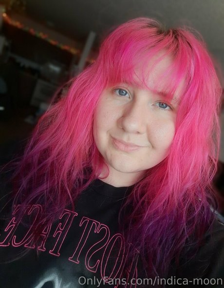 indica moon model xxx gallery