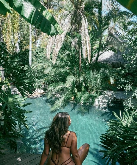 Kamie Crawford Profile pic